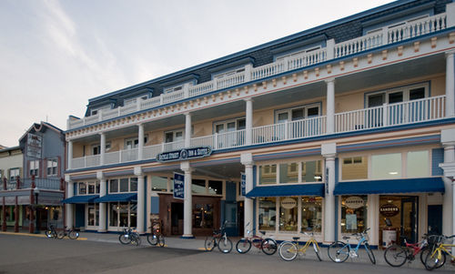 Bicycle Street Inn And Suites Wyspa Mackinac Zewnętrze zdjęcie